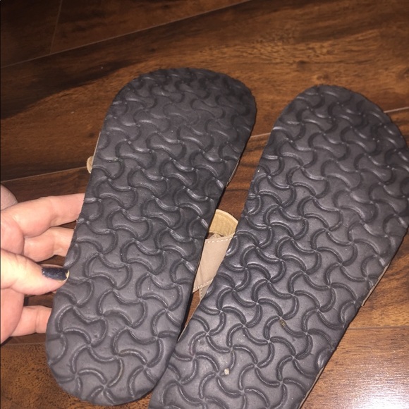 Sandals - Picture 2 of 3